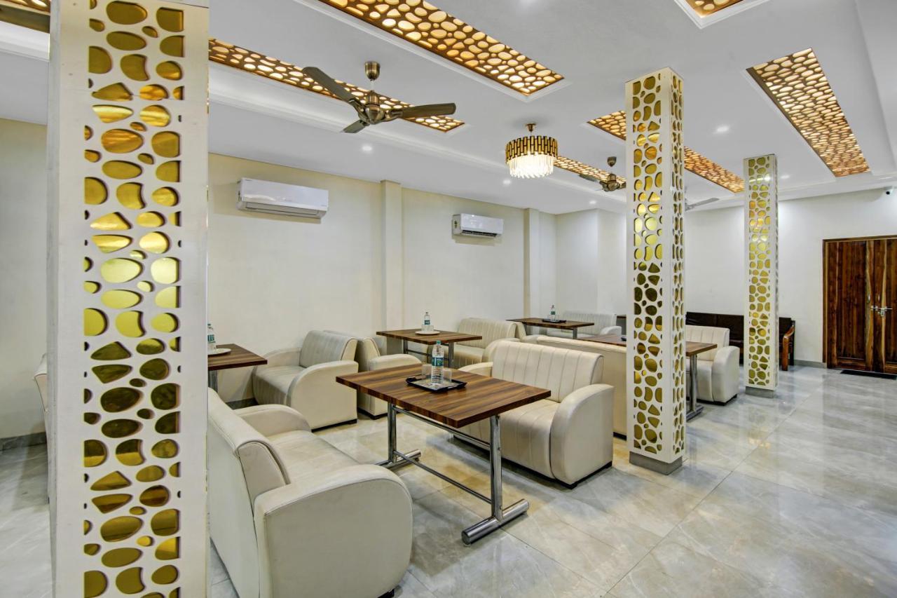 Treebo Royal Salute, Zirakpur Hotel Exterior photo